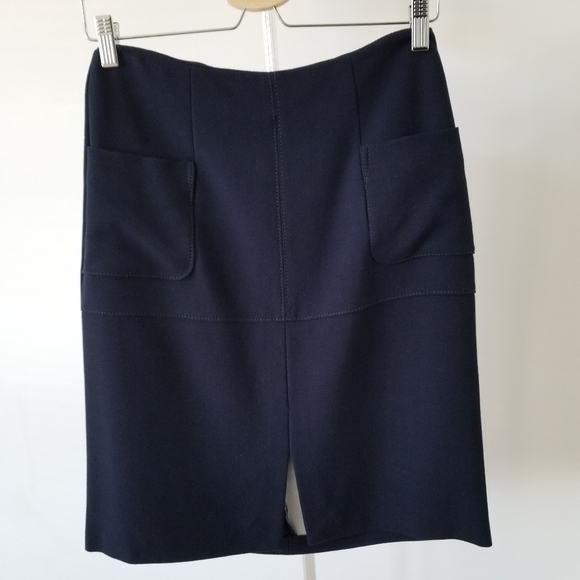 Pencil skirt with front slit - Picture 4 of 5